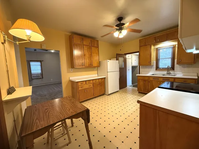 $114,900 | 2054 Crosat Street, LaSalle, IL 61301