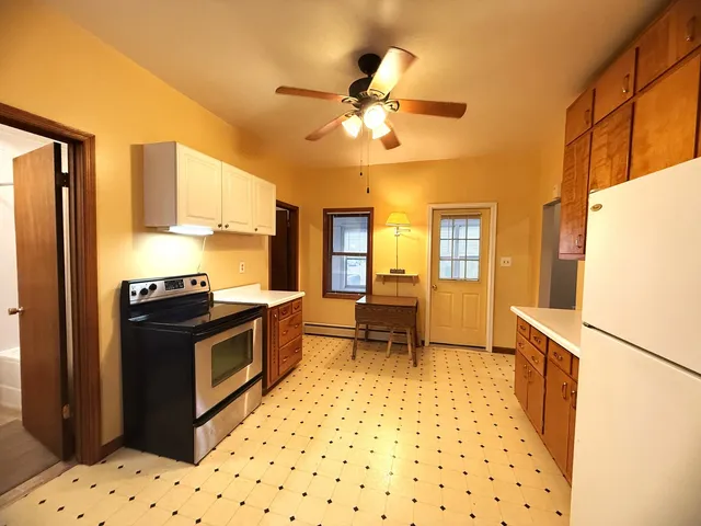 $114,900 | 2054 Crosat Street, LaSalle, IL 61301