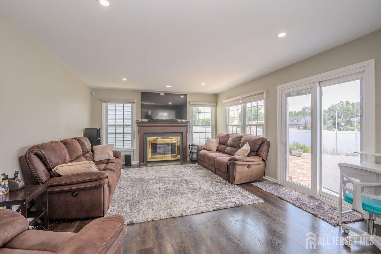 1444 Masoma Road North Brunswick, NJ 08902 - Photo 13 of 41