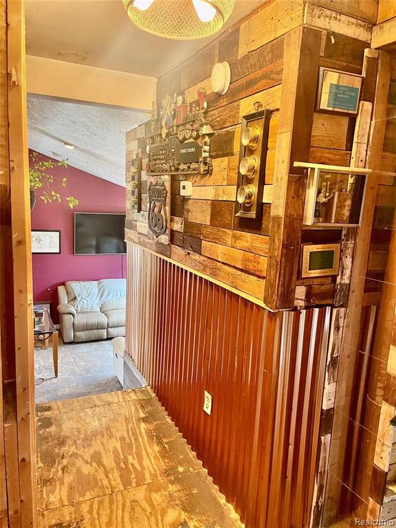 3423 Fisher Road Howell, MI 48855 - Photo 6 of 32