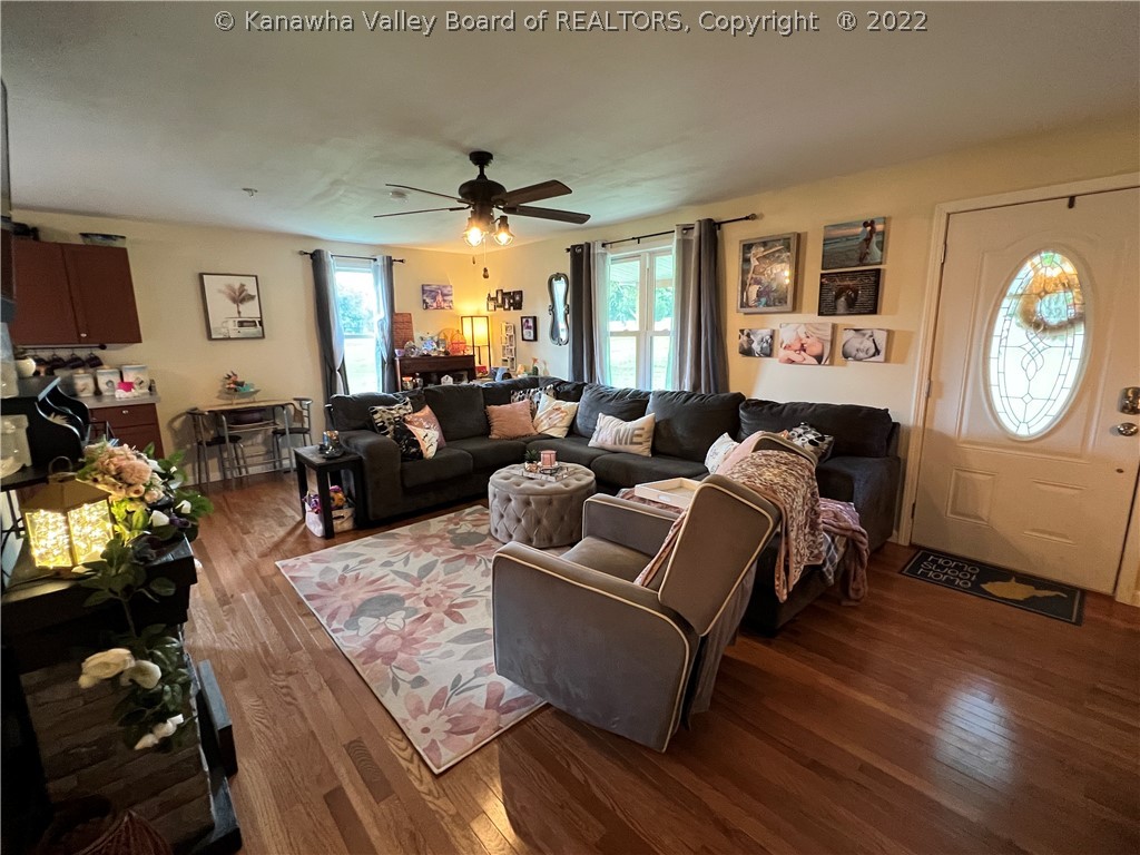 62 Lima Road Point Pleasant, WV 25550 - Photo 2 of 38 Gallery Image 2