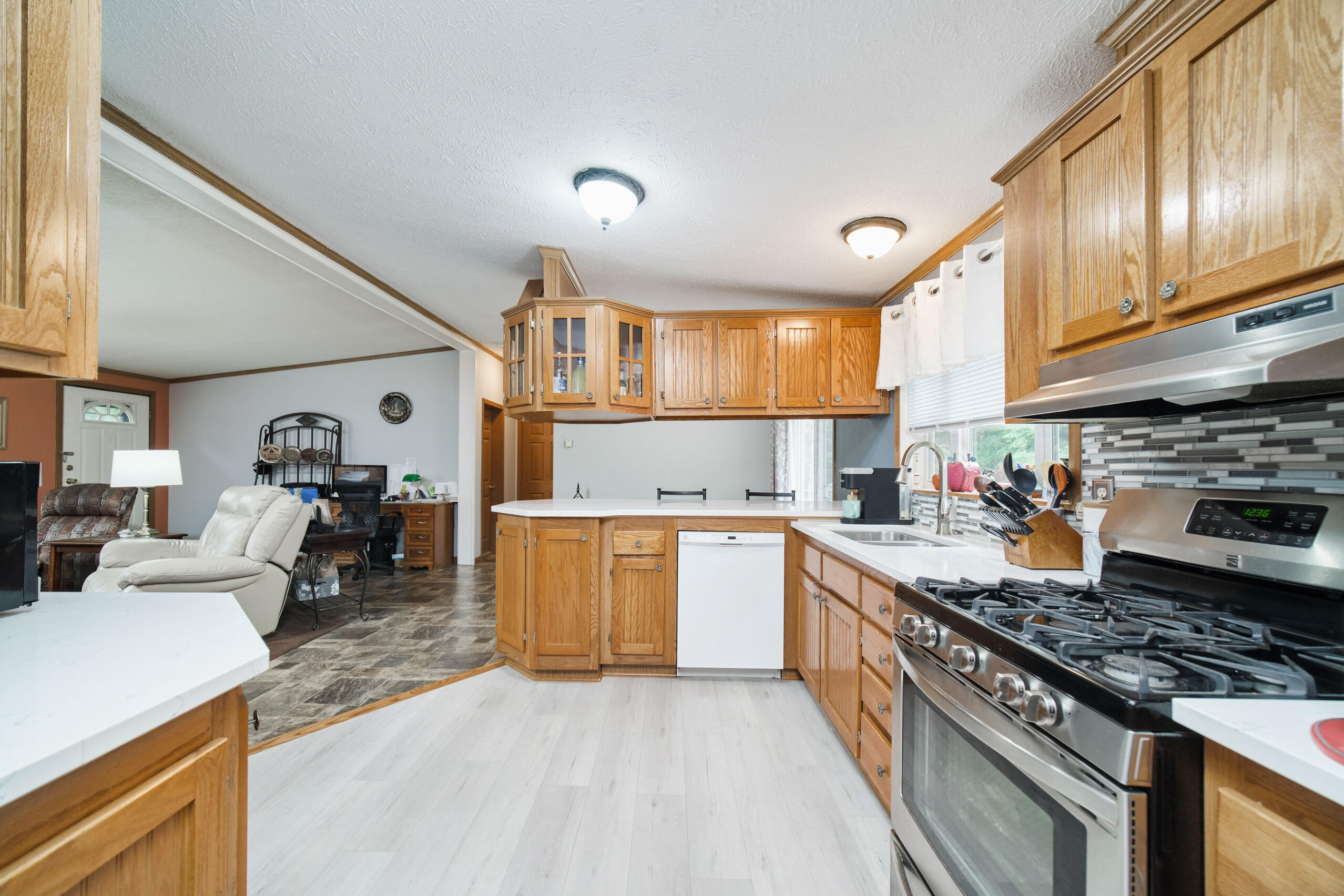 4825 North Weber Road Whitehall, MI 49461 - Photo 19 of 47 4825_N_Weber-25