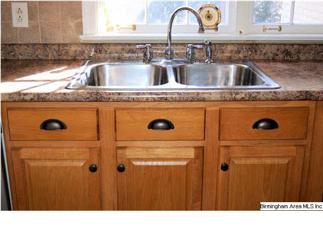 1309 Shades Crest Road Birmingham, AL 35226 - Photo 10 of 32