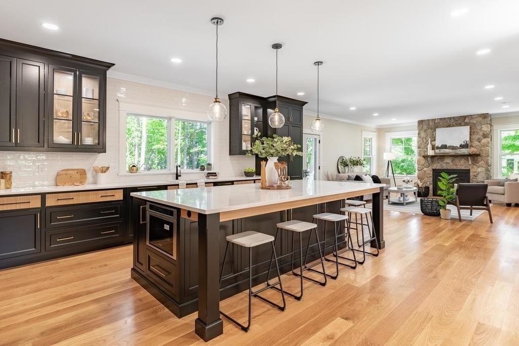 52 Tamarack Road Reading, MA 01867 - Photo 11 of 39 Gallery Image 11
