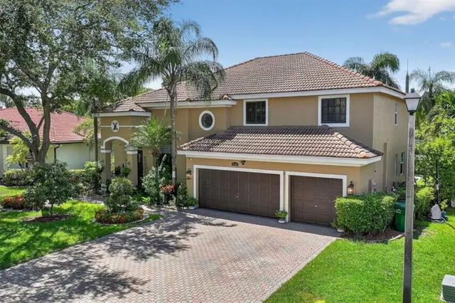 $899,988 | 5340 Northwest 103rd Way, Coral Springs, FL 33076