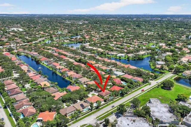 $899,988 | 5340 Northwest 103rd Way, Coral Springs, FL 33076