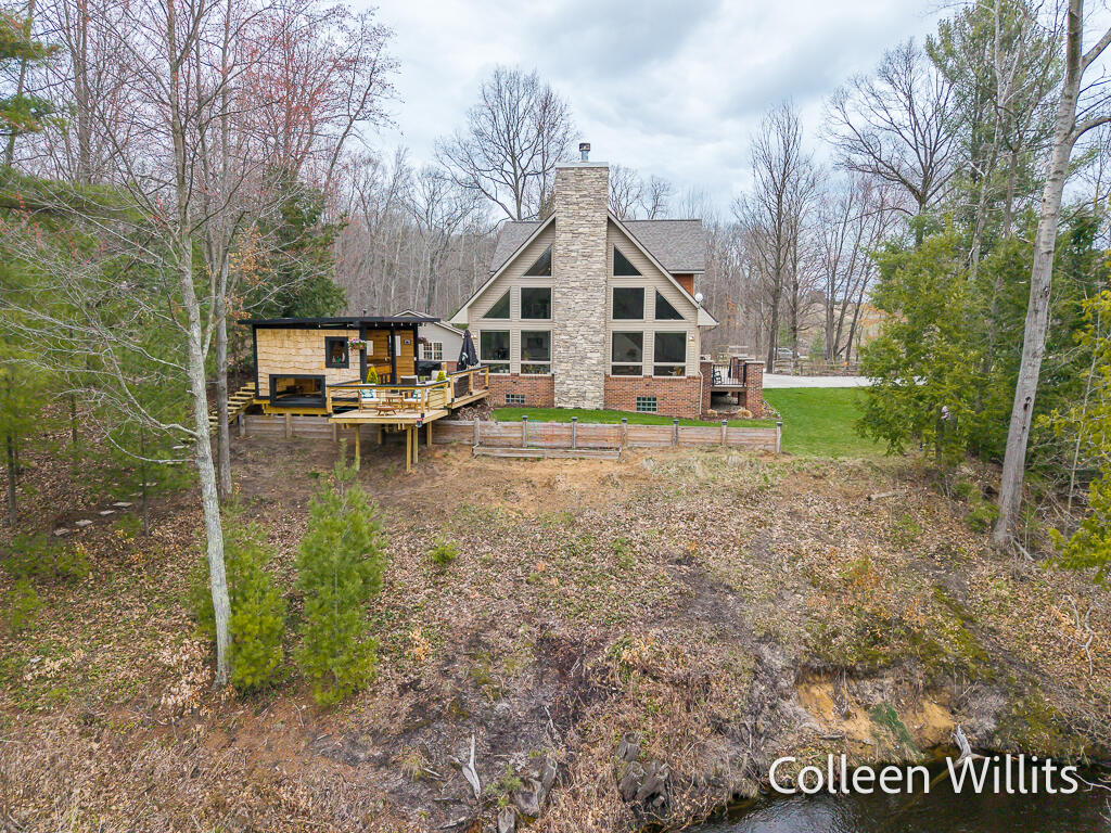 935 West White Road Free Soil, MI 49411 - Photo 2 of 90 935WestWhiteRd-29LoRes