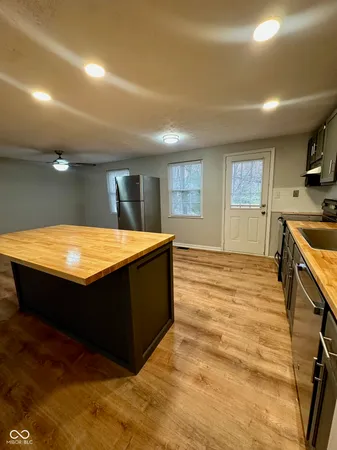 $1,975 | 5847 Lakeland Drive, Indianapolis, IN 46220