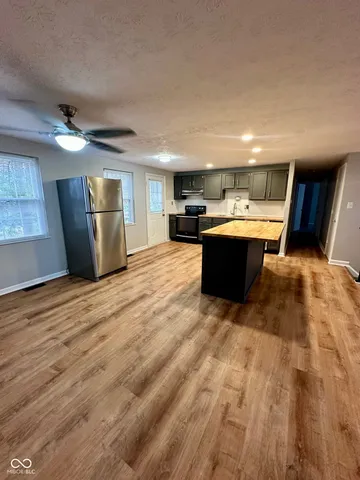 $2,150 | 5847 Lakeland Drive, Indianapolis, IN 46220