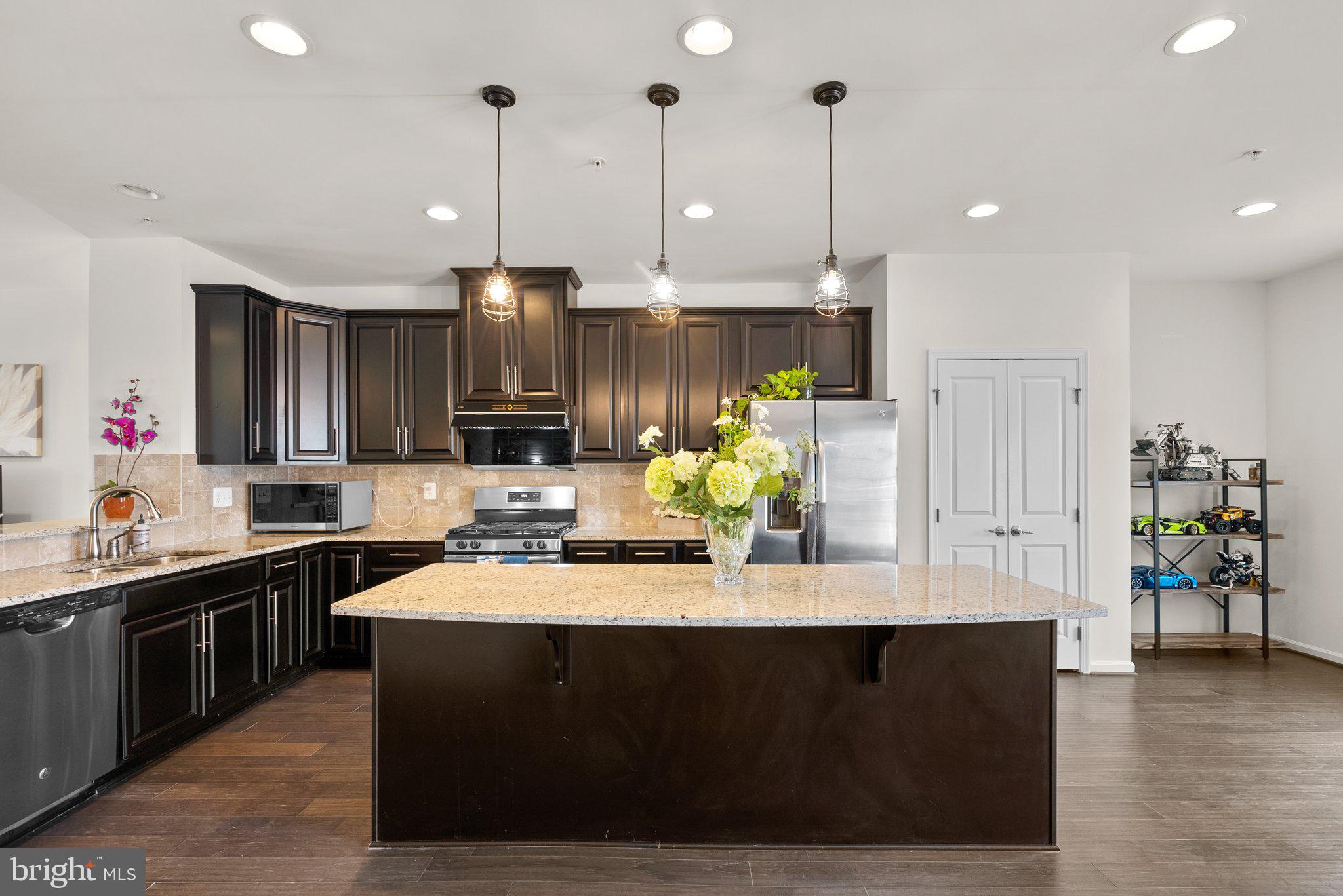 14305 Ridge View Lane Laurel, MD 20707 - Photo 11 of 41