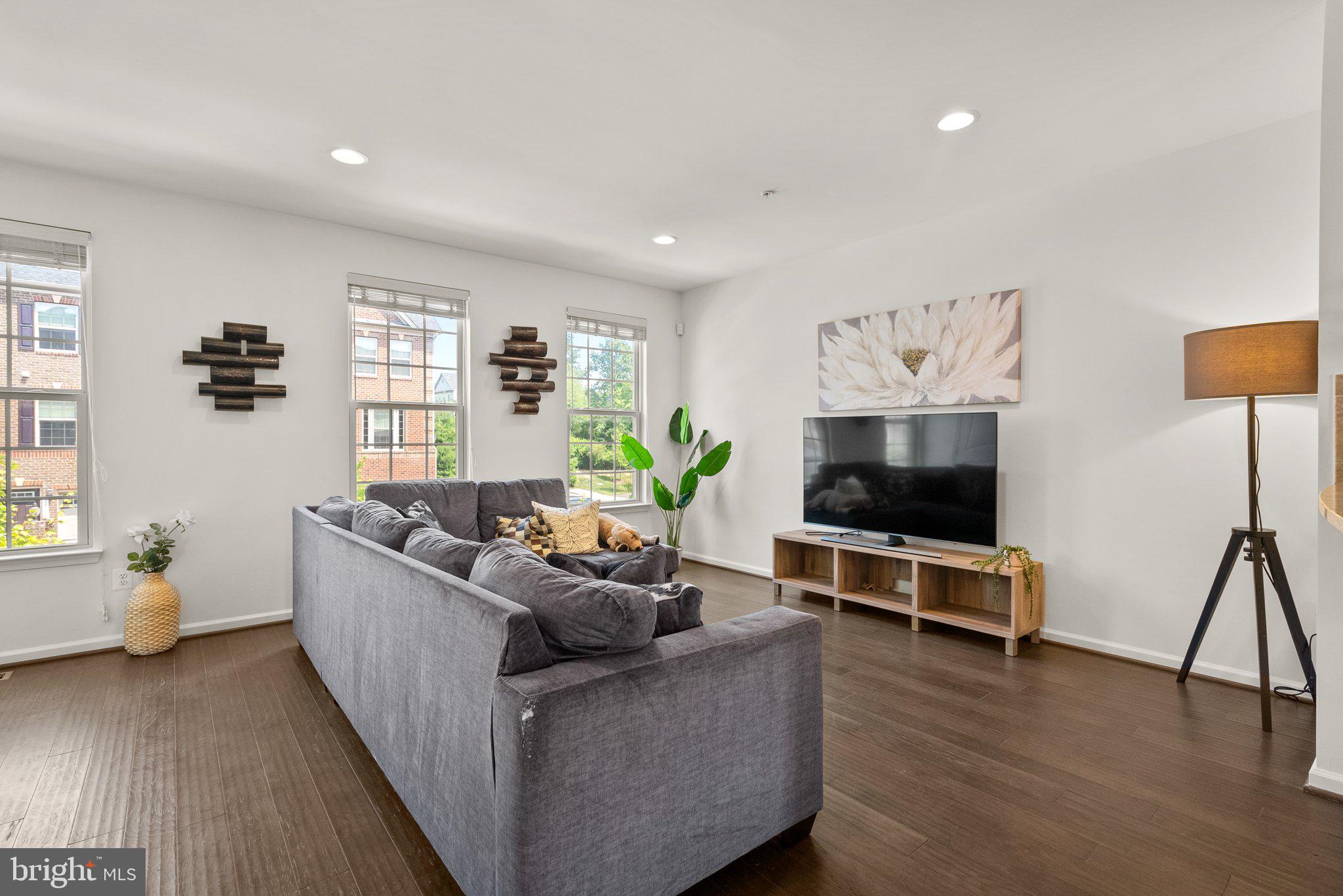 14305 Ridge View Lane Laurel, MD 20707 - Photo 4 of 41