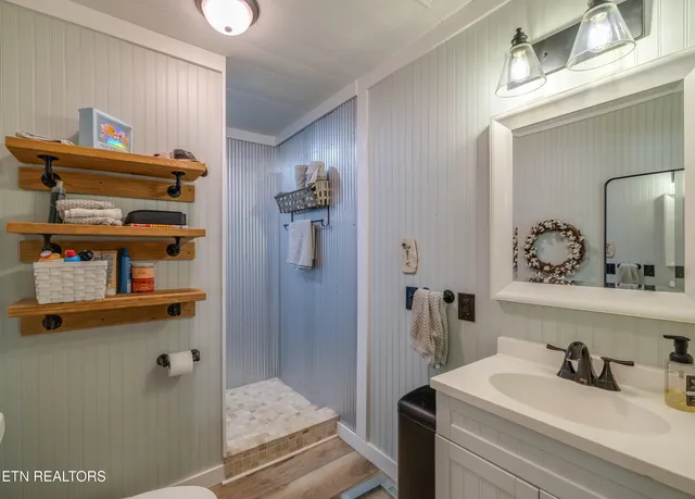 $1,350,000 | 511 Windlass Road, Knoxville, TN 37934