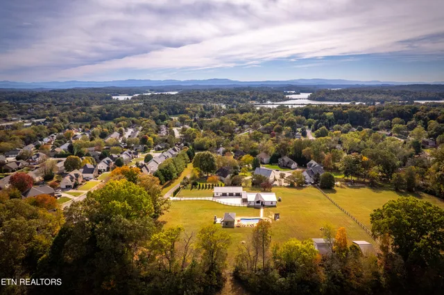 $1,350,000 | 511 Windlass Road, Knoxville, TN 37934