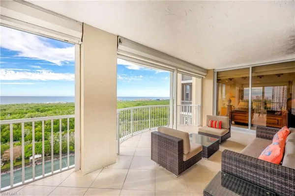 $30,000 | 7117 Pelican Bay Boulevard, Unit 1101, Naples, FL 34108