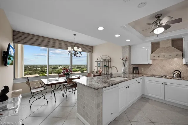 $30,000 | 7117 Pelican Bay Boulevard, Unit 1101, Naples, FL 34108