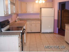 448 Elmhurst Road Utica, NY 13502 - Photo 5 of 12 Gallery Image 5