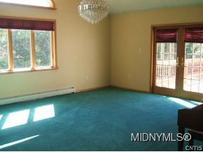 448 Elmhurst Road Utica, NY 13502 - Photo 8 of 12 Gallery Image 8
