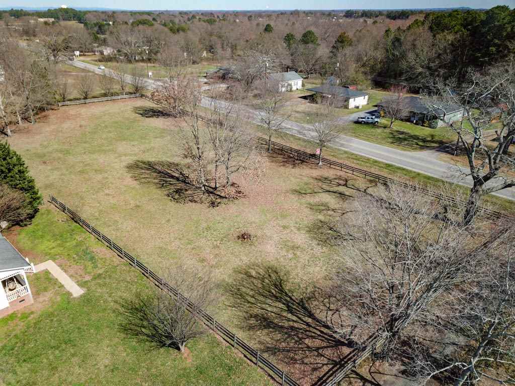 325 Rainbow Lake Road Boiling Springs, SC 29316 - Photo 28 of 36 Gallery Image 28