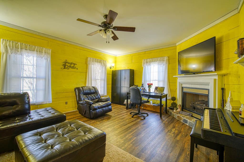 Gallery Image 6