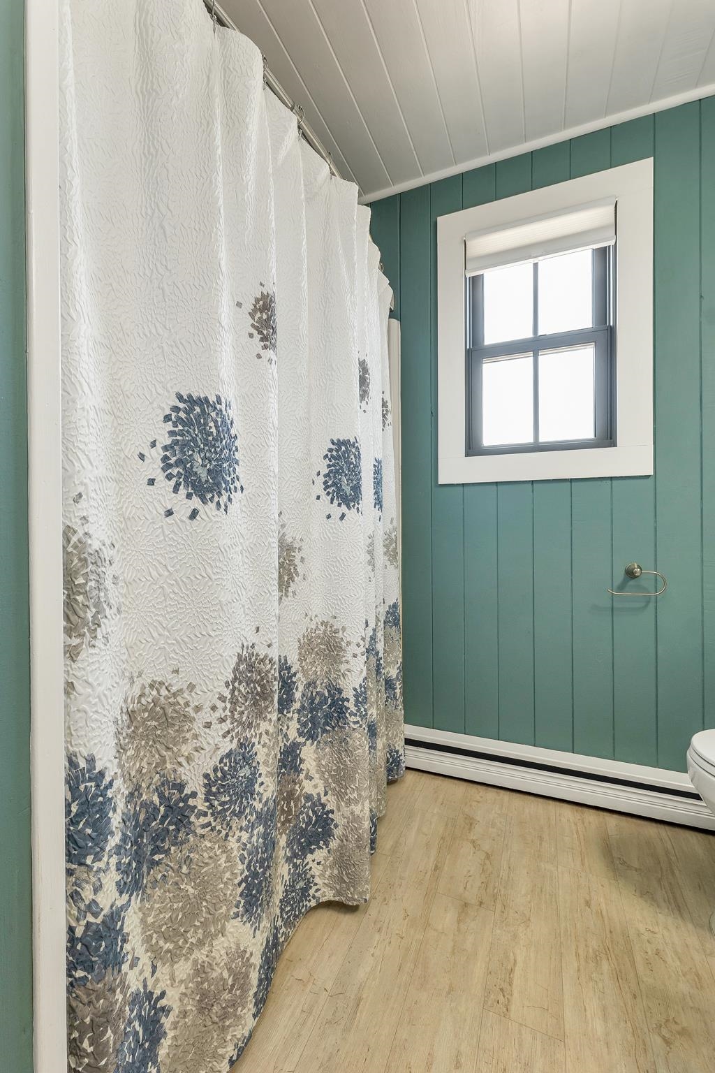 214 Middle Road Tuftonboro, NH 03816 - Photo 40 of 52