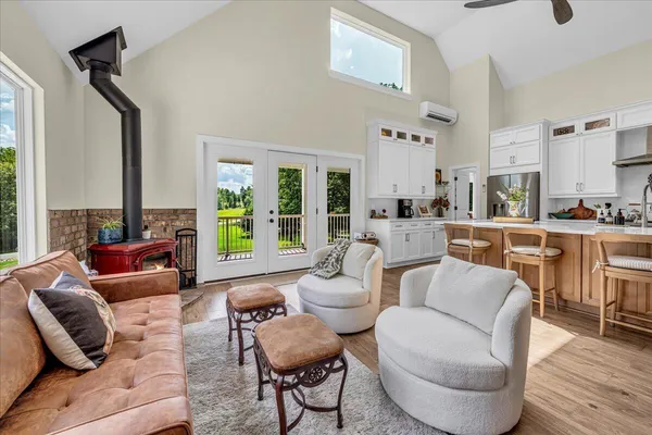 $875,000 | 415 River Bluffs Drive, Jasper, TN 37347