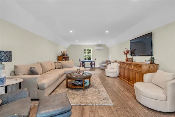 $875,000 | 415 River Bluffs Drive, Jasper, TN 37347