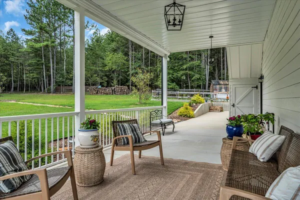 $875,000 | 415 River Bluffs Drive, Jasper, TN 37347