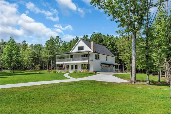 $875,000 | 415 River Bluffs Drive, Jasper, TN 37347