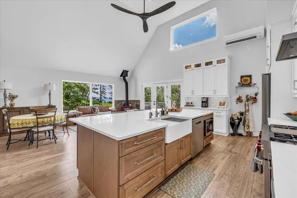 $875,000 | 415 River Bluffs Drive, Jasper, TN 37347