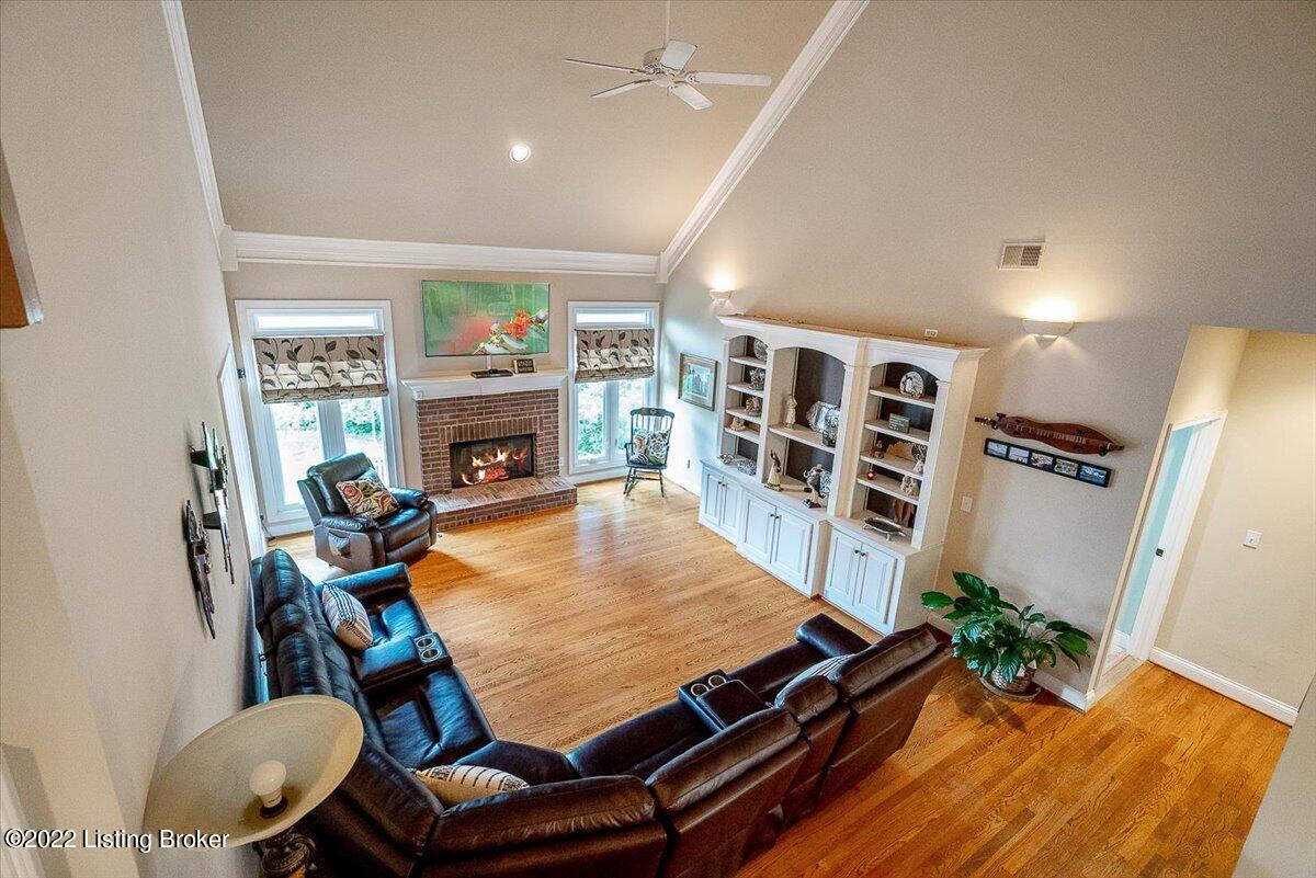 10406 Stone School Road Prospect, KY 40059 - Photo 28 of 77 Such a dramatic, comfortable space!
