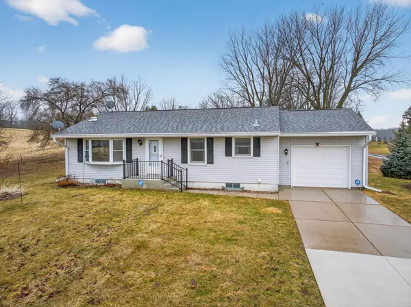 $459,900 | 6387 Rimmel Court, Dane, WI 53529