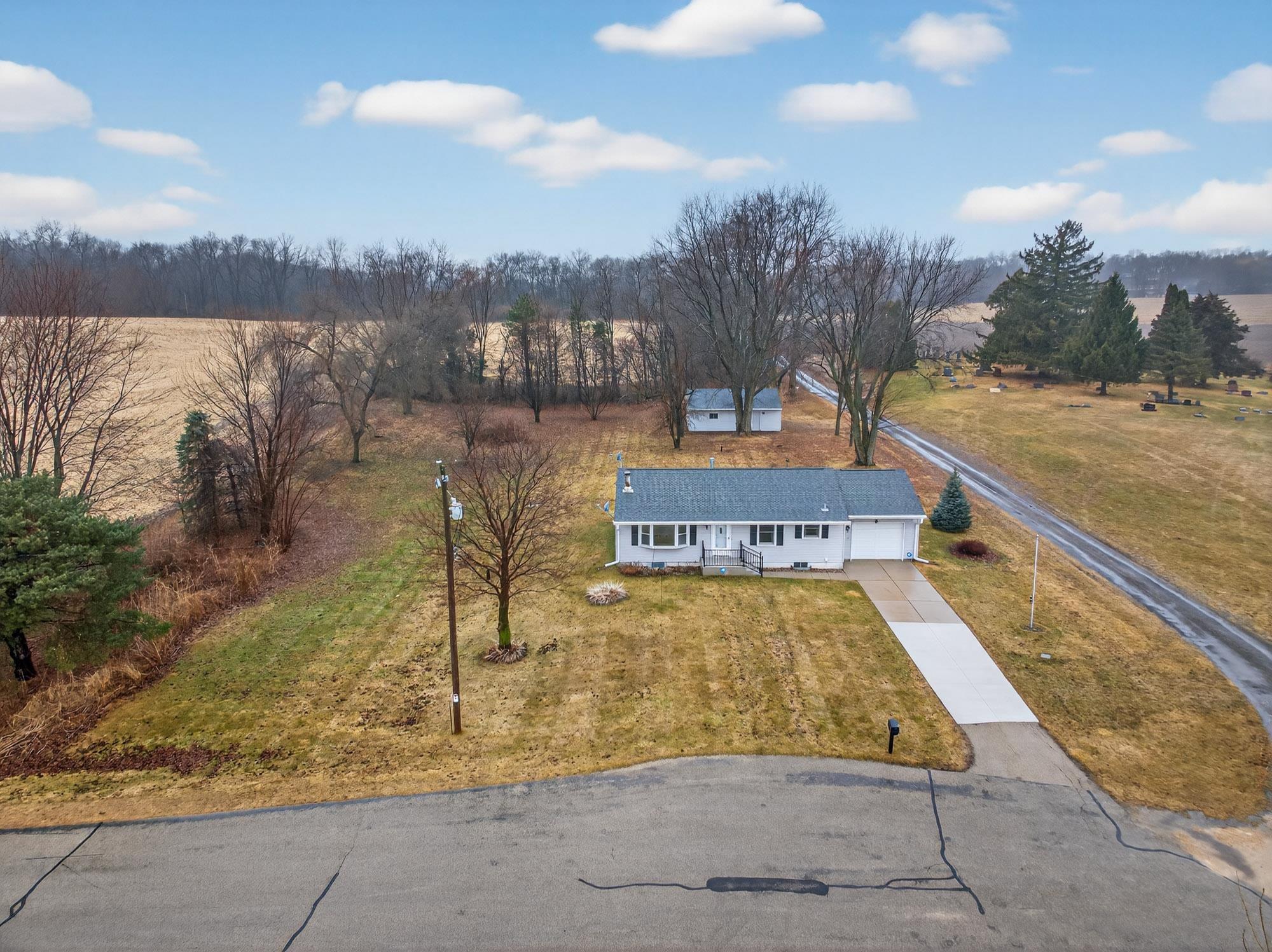 6387 Rimmel Court Dane, WI 53529 - Photo 37 of 54