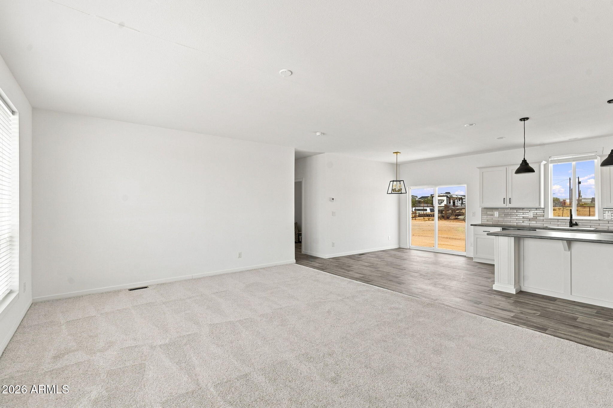 24086 East Cholla Road Florence, AZ 85132 - Photo 11 of 42 Great Room