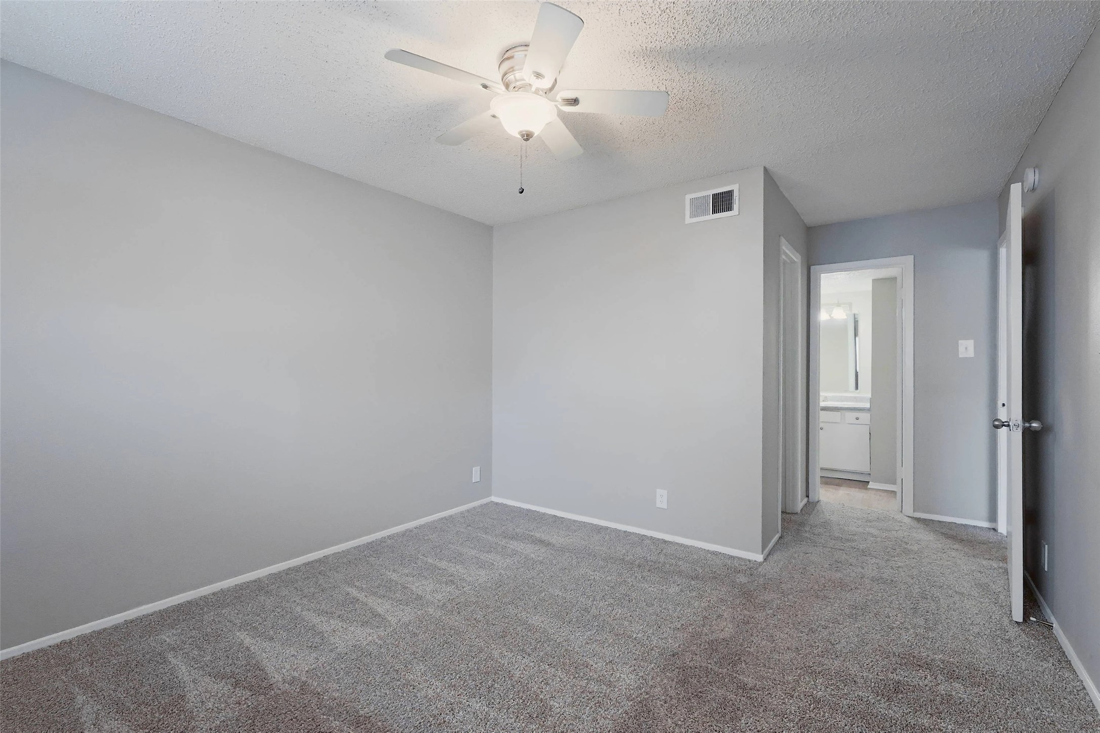 8100 North Mopac Expressway, Unit 7236 Austin, TX 78759 - Photo 16 of 24 a view of a big room with a chandelier fan