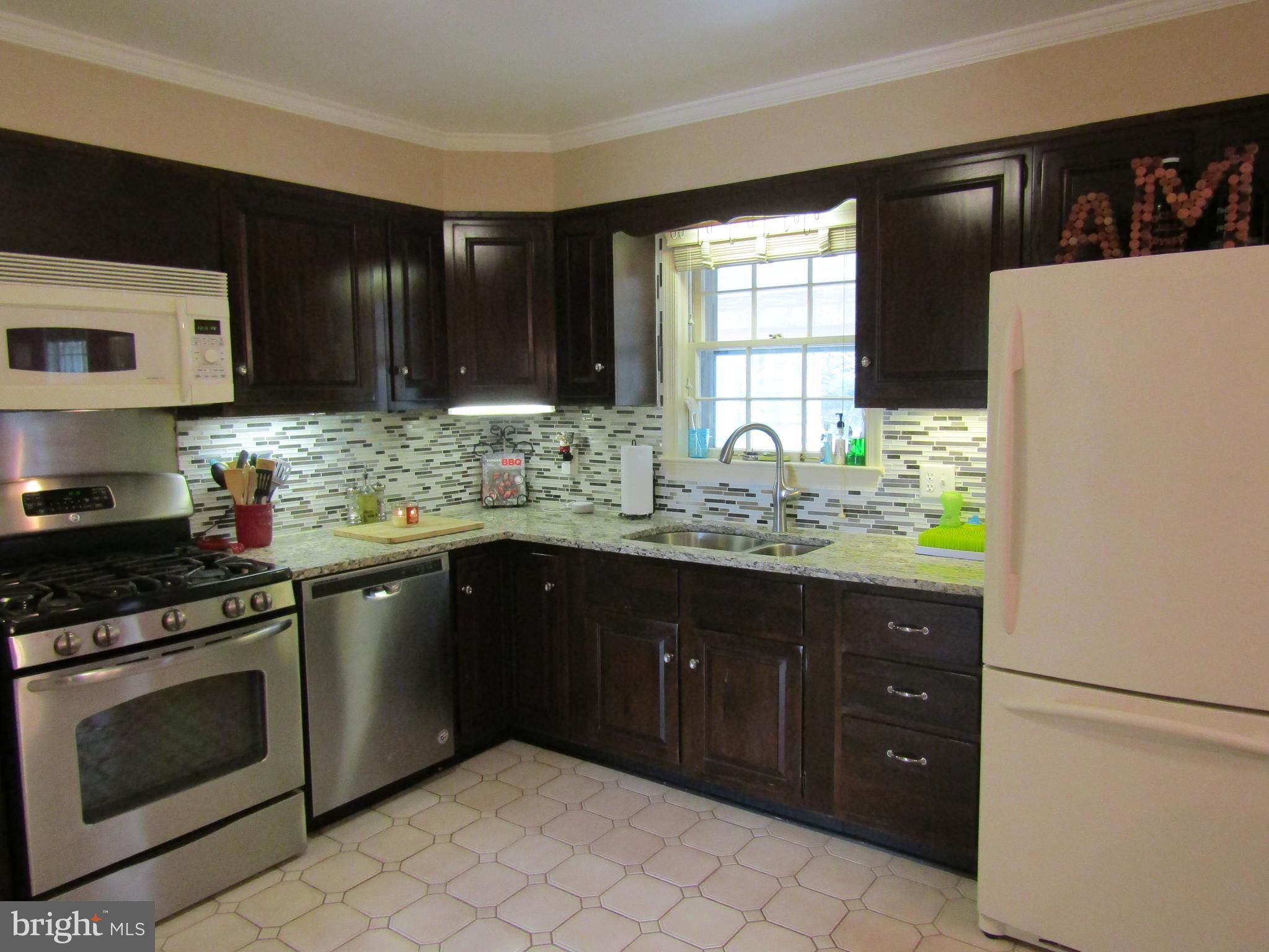 2273 Hudson Road Cambridge, MD 21613 - Photo 14 of 51 Kitchen