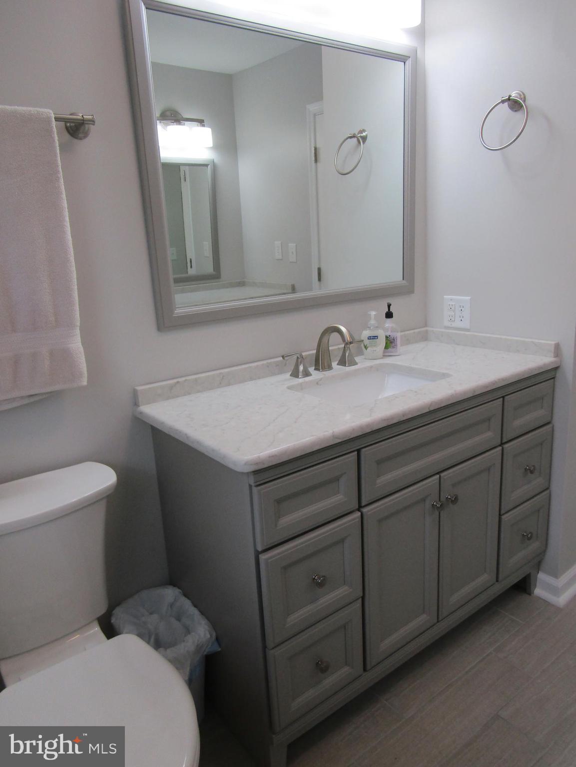 2273 Hudson Road Cambridge, MD 21613 - Photo 34 of 51 Upstairs Bathroom