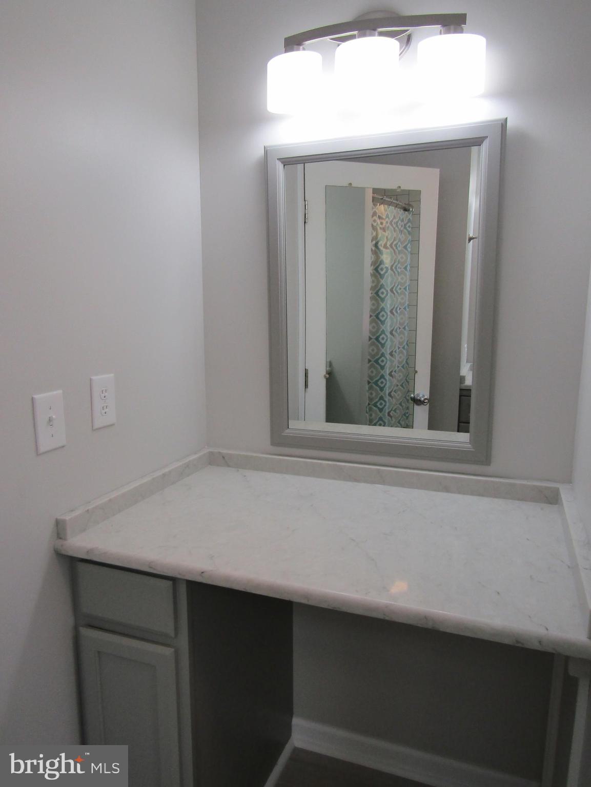 2273 Hudson Road Cambridge, MD 21613 - Photo 35 of 51 Upstairs Bathroom - Separate Make-Up Vanity