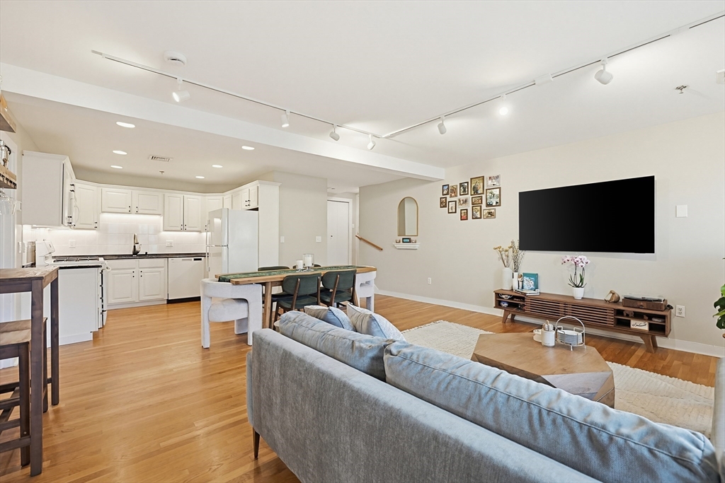12 Benton Street, Unit 4 Stoneham, MA 02180 - Photo 12 of 36