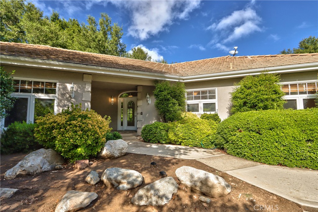 46341 El Prado Road Temecula, CA 92590 - Photo 7 of 52 front view of a house