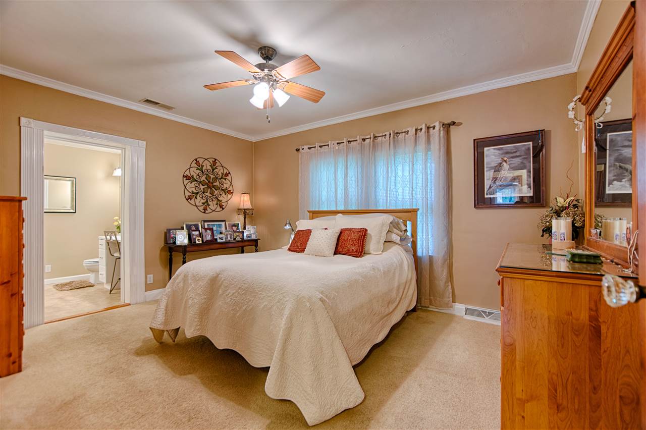 6501 Newburgh Road Evansville, IN 47715 - Photo 16 of 31 Gallery Image 16