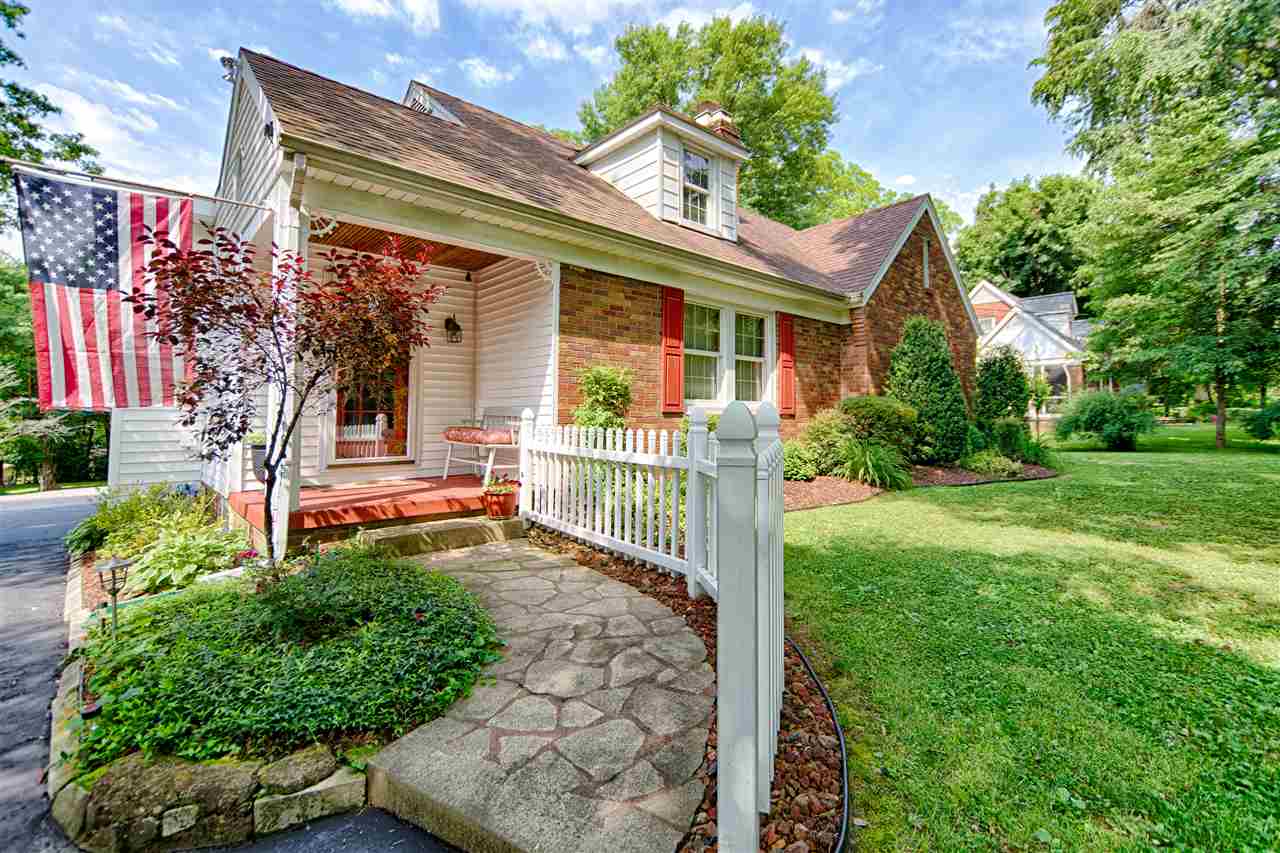 6501 Newburgh Road Evansville, IN 47715 - Photo 3 of 31 Gallery Image 3