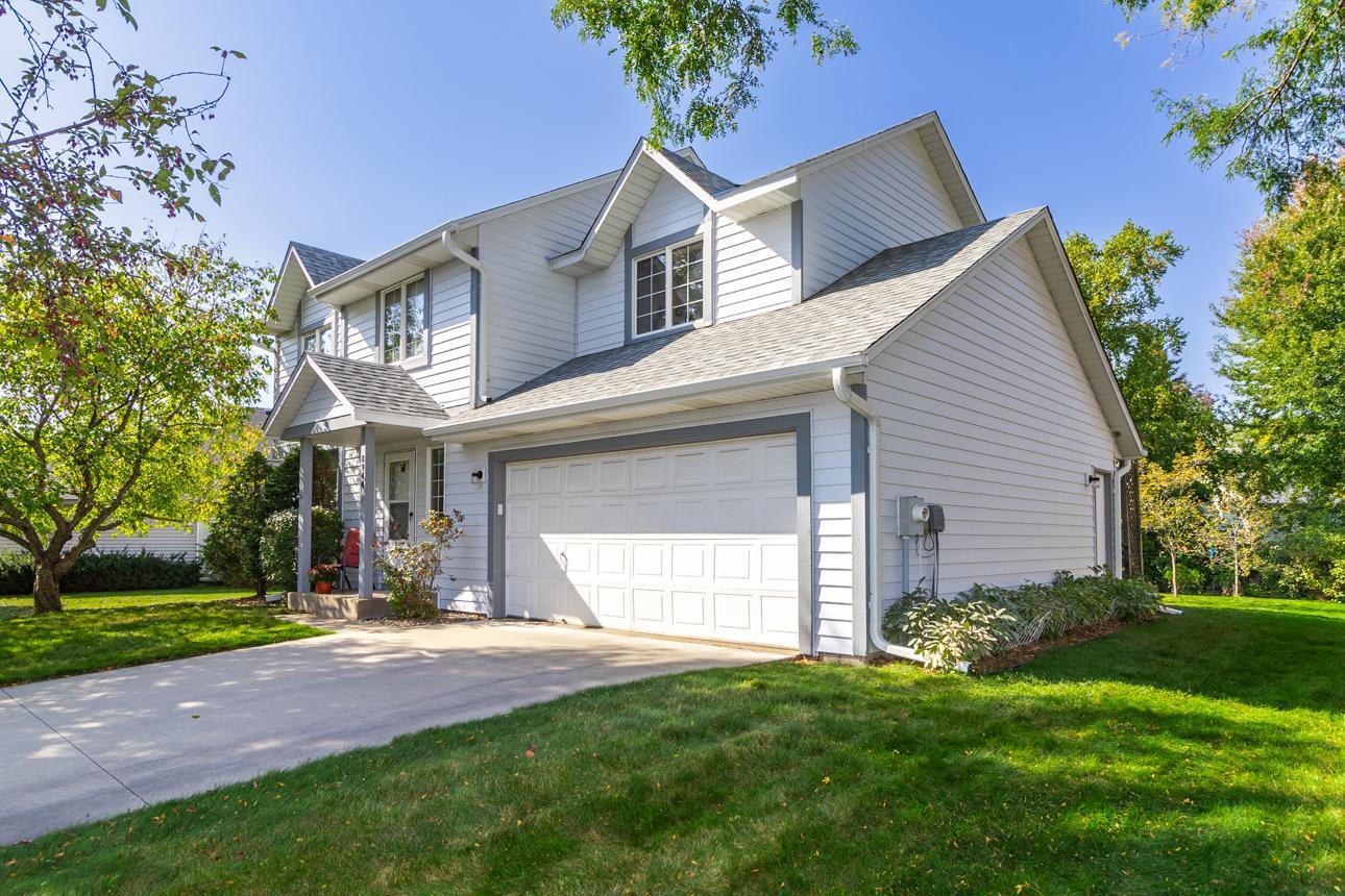 8944 St Croix Road Woodbury, MN 55125 - Photo 4 of 17