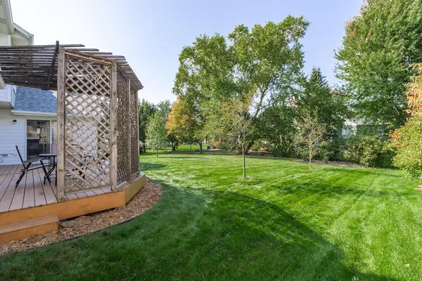 $449,900 | 8944 St Croix Road, Woodbury, MN 55125