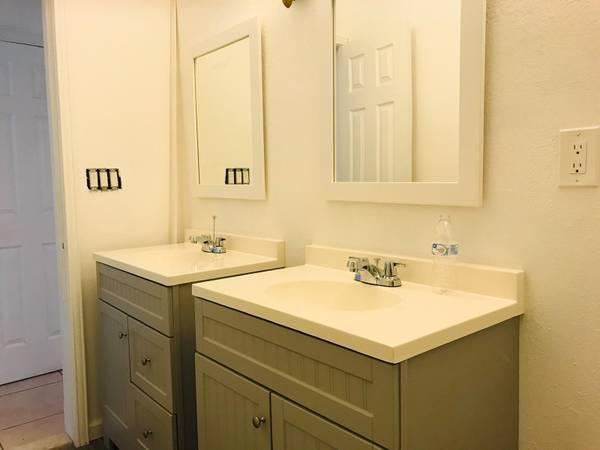 3384 Gulfstream Road Palm Springs, FL 33461 - Photo 12 of 12 3