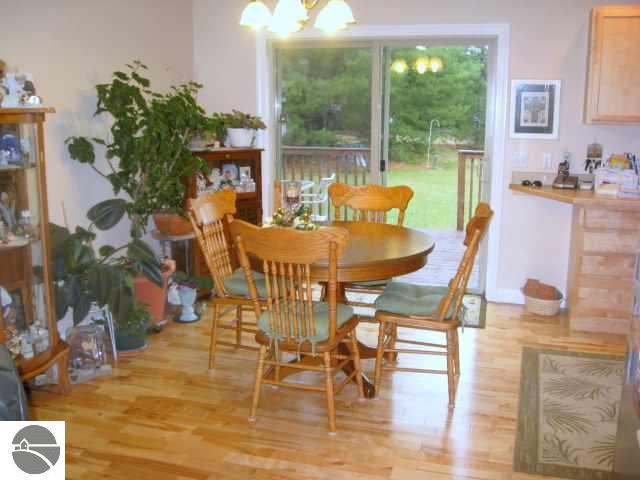 1559 Round Lake Road Interlochen, MI 49643 - Photo 5 of 21 1735091-4.JPG