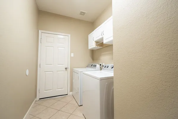 $2,050 | 6342 Applewood Forest Drive, Katy, TX 77494