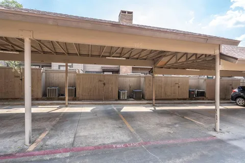 $165,000 | 9910 Royal Lane, Unit 1105, Dallas, TX 75231