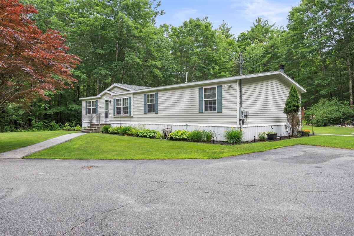 271 Mountain Road Arundel, ME 04046 - Photo 2 of 39
