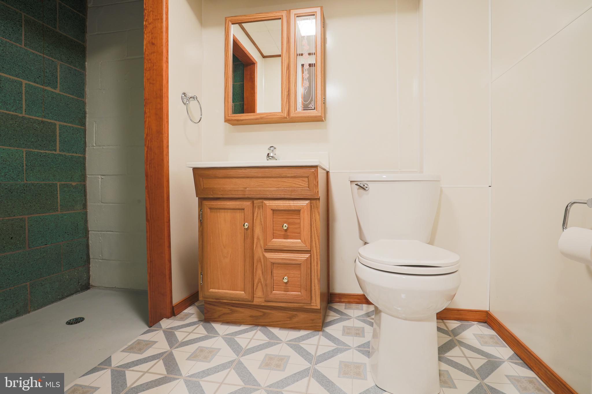 9656 Dundawan Road Baltimore, MD 21236 - Photo 26 of 36 Bathroom #2