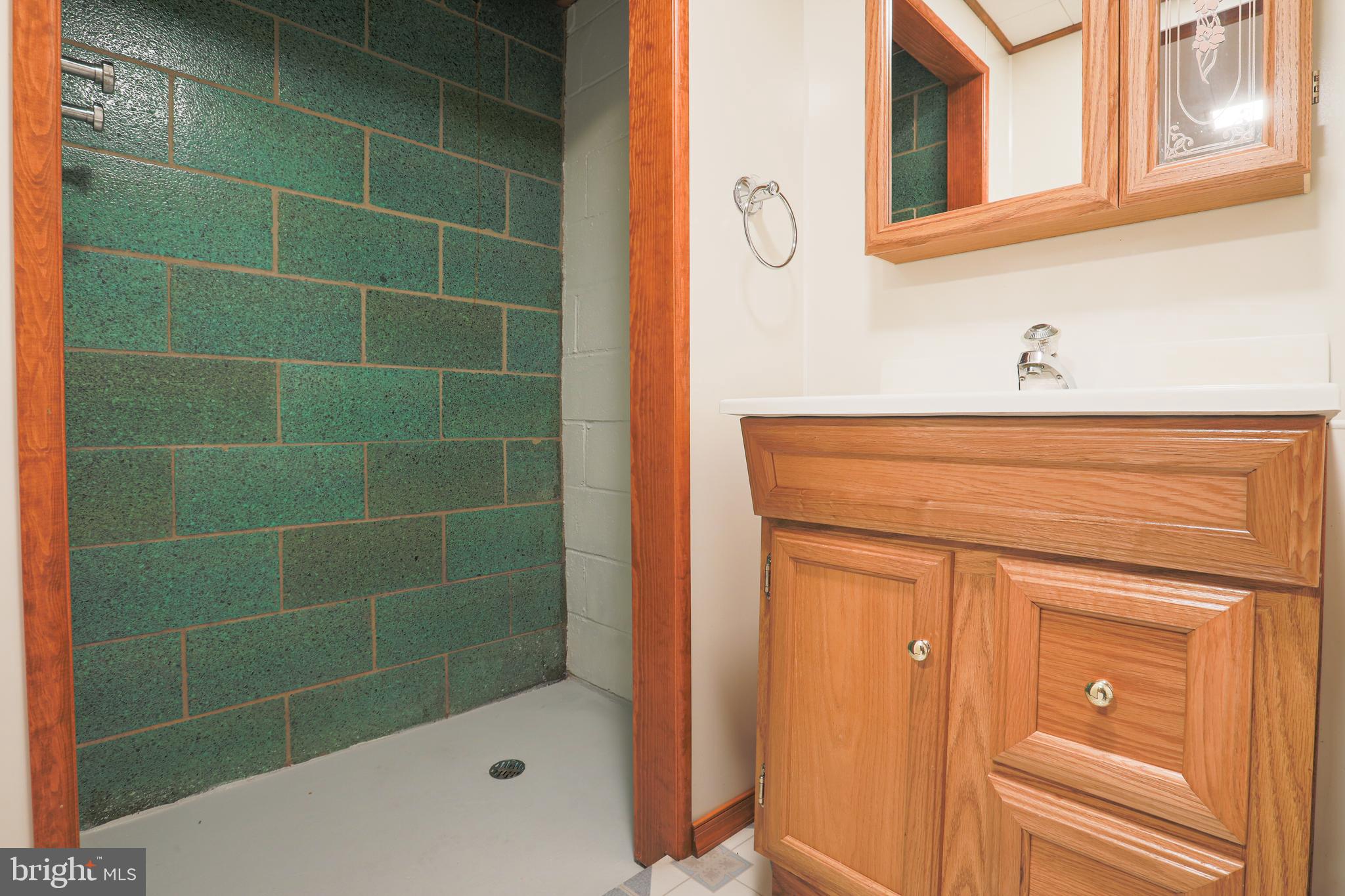 9656 Dundawan Road Baltimore, MD 21236 - Photo 27 of 36 Bathroom #2